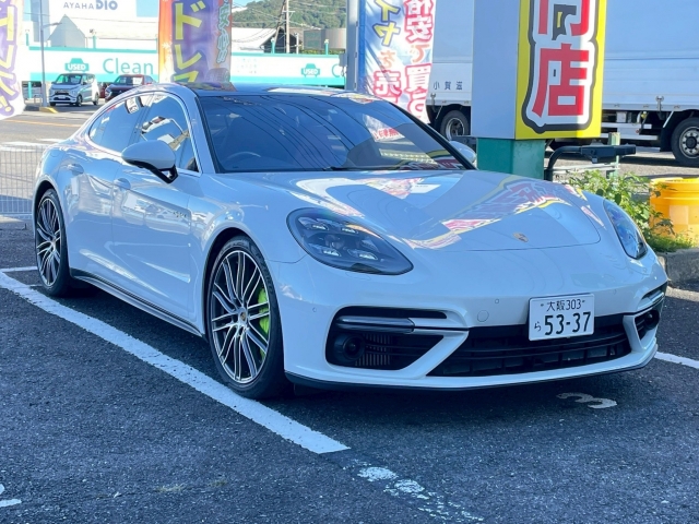Porsche Panamera Turbo S E-Hybrid White 2018′ APDGK
