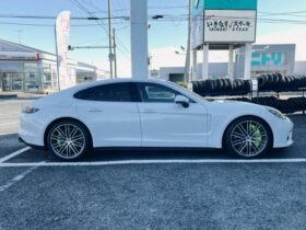 
									Porsche Panamera Turbo S E-Hybrid White 2018′ APDGK full								