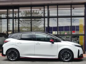 
									NISSAN AURA Nismo Tuned e-POWER Pearl White 2024′ AQVH9 full								