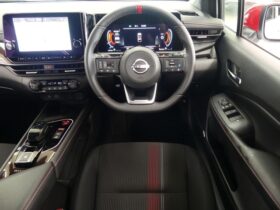 
									NISSAN AURA Nismo Tuned e-POWER Pearl White 2024′ AQVH9 full								
