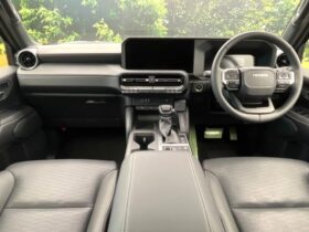 
									TOYOTA Land Cruiser Wagon VX Black 2024′ AR42F full								