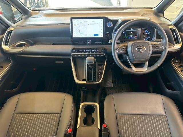 TOYOTA Noah S-Z Silver 2023′ AR4GJ