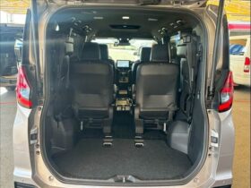 
									TOYOTA Noah S-Z Silver 2023′ AR4GJ full								