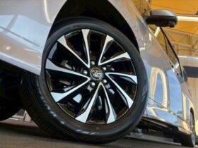 
									TOYOTA Noah S-Z Silver 2023′ AR4GJ full								