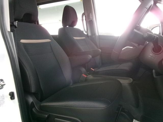 NISSAN Serena e-4ORCE Highway Star V Pearl White 2024′ AR7Q0