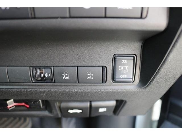 NISSAN Serena 1.2 e-POWER Highway Star V Pearl White 2023′ AR7SP