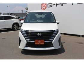 
									NISSAN Serena 1.2 e-POWER Highway Star V Pearl White 2023′ AR7SP full								