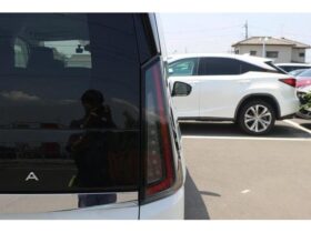 
									NISSAN Serena 1.2 e-POWER Highway Star V Pearl White 2023′ AR7SP full								