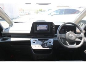 
									NISSAN Serena 1.2 e-POWER Highway Star V Pearl White 2023′ AR7SP full								
