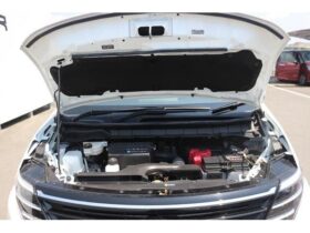 
									NISSAN Serena 1.2 e-POWER Highway Star V Pearl White 2023′ AR7SP full								