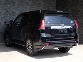 
									TOYOTA Land Cruiser Prado TX L Package Sunroof 7 Seater Black 2020′ AT0T3 full								