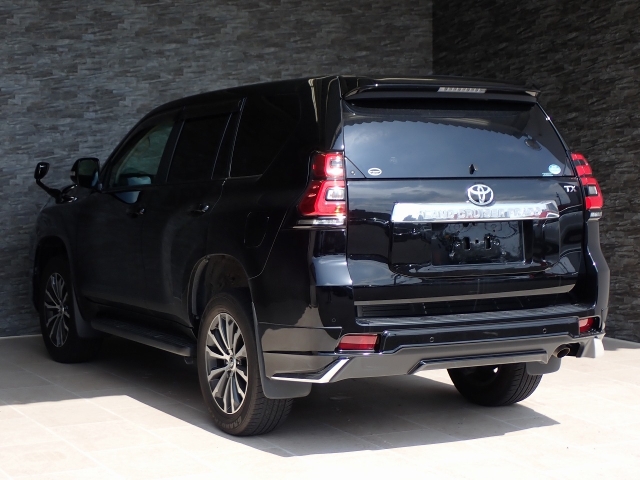 TOYOTA Land Cruiser Prado TX L Package Sunroof 7 Seater Black 2020′ AT0T3