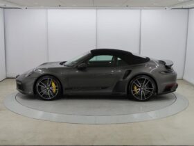 
									Porsche 911 Turbo Gray 2021′ AT8TR full								