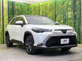 
									TOYOTA Corolla Cross S Pearl White 2024′ AT9RV full								