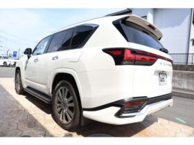 
									Lexus LX Executive Pearl White 2023′ ATAFI full								