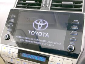 
									TOYOTA Land Cruiser Prado TX L Packet Matte Black Ed Pearl White 2023′ AVERQ full								