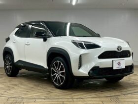 
									TOYOTA Yaris Cross GR Sport White/Black 2022′ AVEZ8 full								