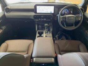 
									TOYOTA Land Cruiser Wagon VX First Edition Gold 2024′ AVF5B full								