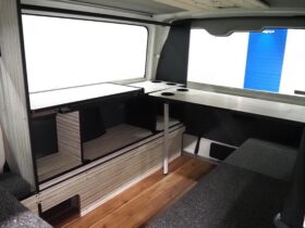 
									TOYOTA Hiace Van DX GL Package Long White 2025′ AVHTR full								