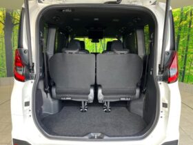 
									TOYOTA Noah S-Z Pearl White 2023′ AXJ8H full								