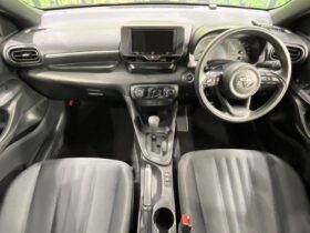 
									TOYOTA Yaris X Pearl White 2023′ AXJXN full								