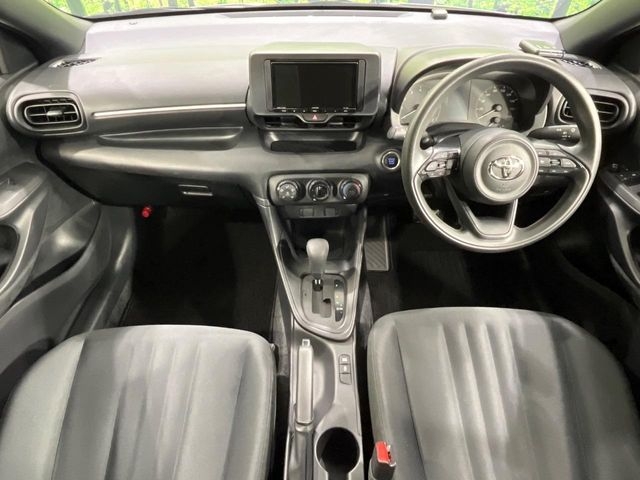 TOYOTA Yaris X Pearl White 2023′ AXJXN