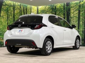 
									TOYOTA Yaris X Pearl White 2023′ AXJXN full								