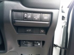 
									TOYOTA Land Cruiser Wagon VX Pearl White 2025′ AXY3P full								