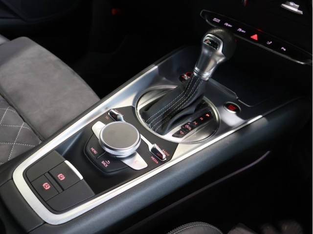Audi TT 45 TFSI Quattro S-Line Packet White 2022′ AYT3X