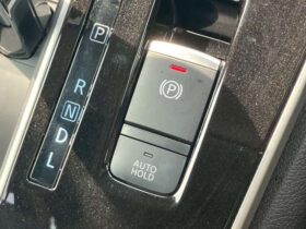 
									NISSAN Serena Highway Star V Pearl White 2019′ AZQ3P full								
