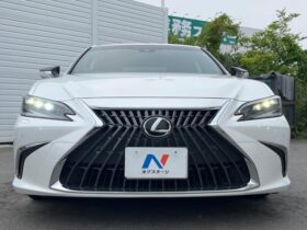 
									Lexus ES 300h version L White 2023′ B1TL2 full								