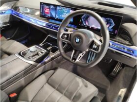 
									BMW 7 Series 740i M Sport First Ed Pearl White 2022′ B3QIF full								