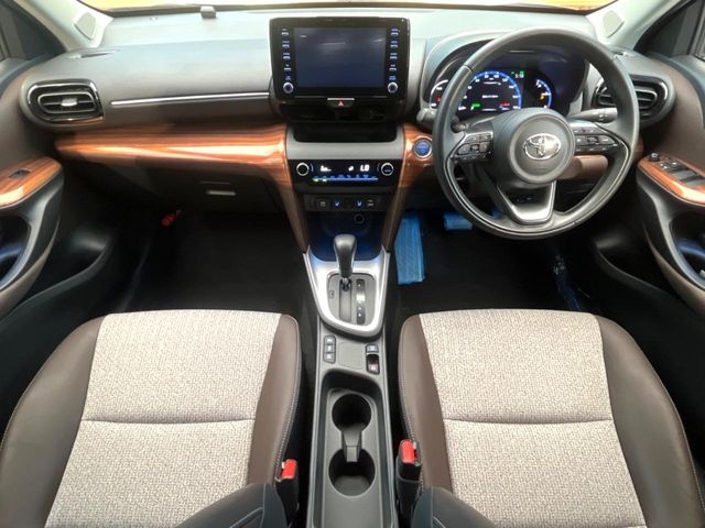 TOYOTA Yaris Cross Z Pearl White 2022′ B3ZIQ