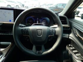 
									TOYOTA Crown Sport 2.5 Z 4WD Black 2024′ B42XQ full								