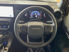 
									TOYOTA Land Cruiser Wagon VX First Edition Pearl White 2024′ B63HJ full								