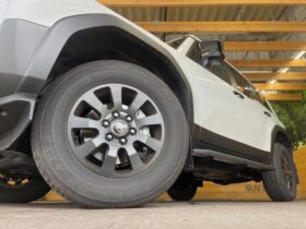 
									TOYOTA Land Cruiser Wagon VX First Edition Pearl White 2024′ B63HJ full								