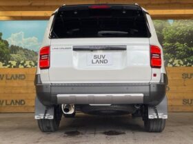 
									TOYOTA Land Cruiser Wagon VX First Edition Pearl White 2024′ B63HJ full								