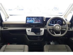 
									NISSAN Serena e-POWER Highway Star V Pearl White 2024′ B88SN full								