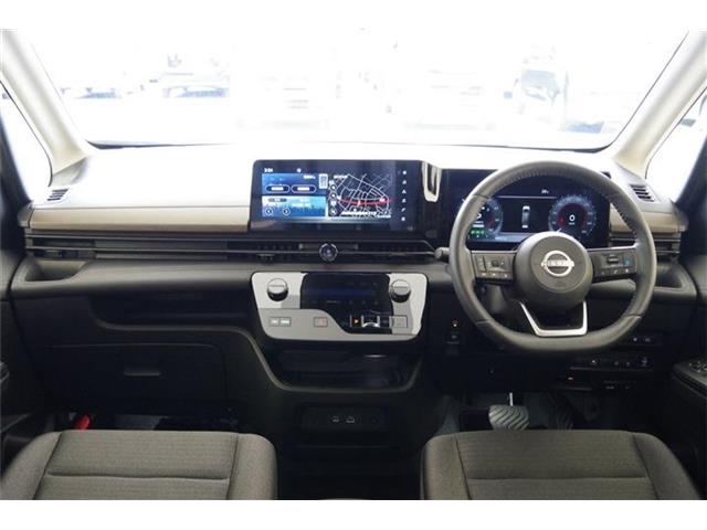 NISSAN Serena e-POWER Highway Star V Pearl White 2024′ B88SN