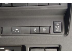 
									NISSAN Serena e-POWER Highway Star V Pearl White 2024′ B88SN full								