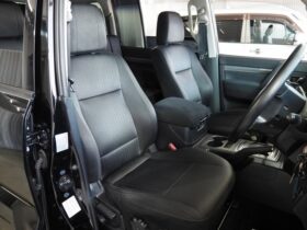 
									MITSUBISHI Pajero Exceed Black 2011′ BA624 full								