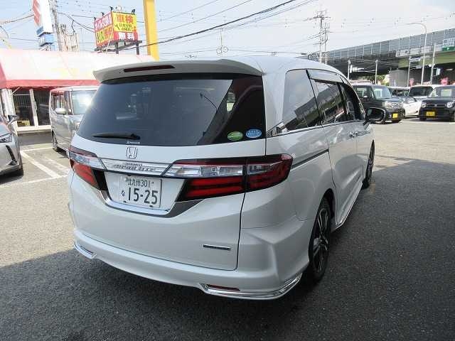 Honda Odyssey HV Absolute Honda Sensing EXpk Pearl White 2017′ BAIAF