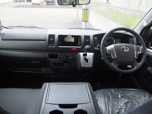 TOYOTA Hiace Van DX Long White 2025′ BB0S2