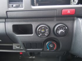 
									TOYOTA Hiace Van DX Long White 2025′ BB0S2 full								