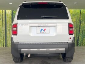 
									TOYOTA Land Cruiser Wagon VX Pearl White 2025′ BEO0K full								