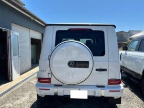
									Mercedes-Benz G Class G450d Launch Edition (ISG) White 2024′ BF3DU full								