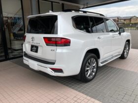 
									TOYOTA Land Cruiser Wagon ZX  Full MOP  Unused Pearl White 2023′ BFYDT full								