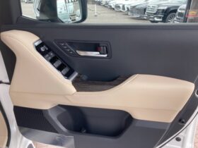 
									TOYOTA Land Cruiser Wagon ZX  Full MOP  Unused Pearl White 2023′ BFYDT full								