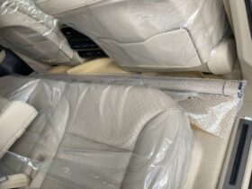
									TOYOTA Land Cruiser Wagon ZX  Full MOP  Unused Pearl White 2023′ BFYDT full								