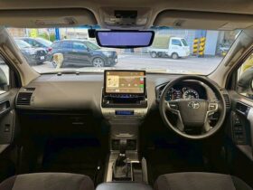 
									TOYOTA Land Cruiser Prado TX Pearl White 2023′ BGULI full								